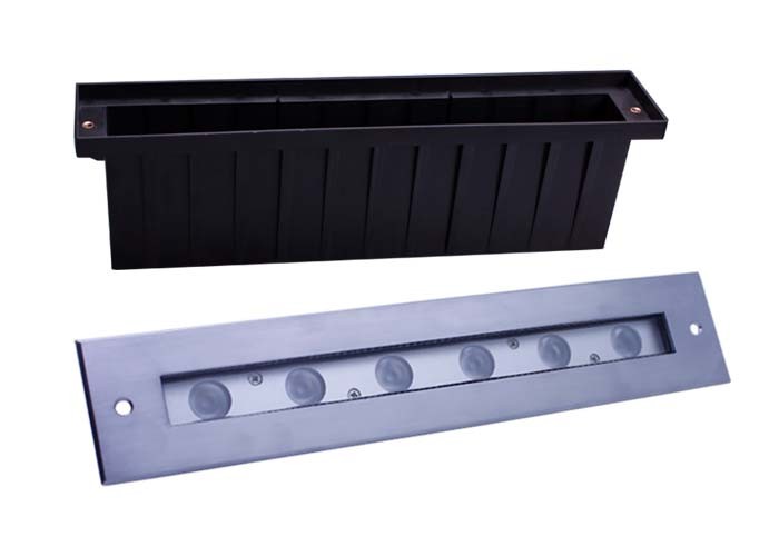 Low Voltage 12V RGB 316SS 6X3W LED Underwater Linear Light For Swimming