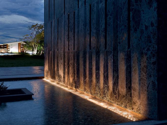 Low Voltage 12V RGB 316SS 6X3W LED Underwater Linear Light For Swimming